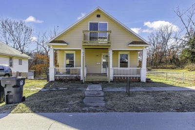 /international/us/1126-franklin-street-moberly-mo-110104782516/