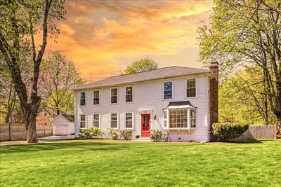 /international/us/57-pound-st-medfield-ma-110107700678/