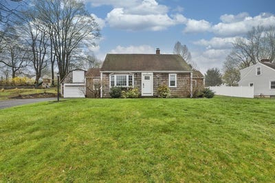 /international/us/63-wellington-street-marlborough-ma-110107392475/