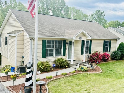 /international/us/1236-carroll-rd-goodview-va-110106254830/