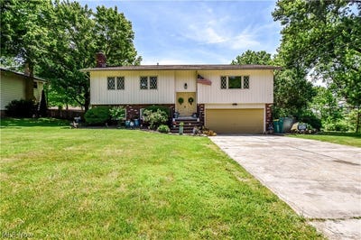 /international/us/7639-chillicothe-road-mentor-oh-110108380111/