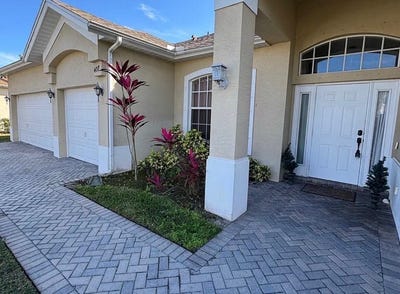 /international/us/408-n-key-lime-sq-sw-vero-beach-fl-110107726554/