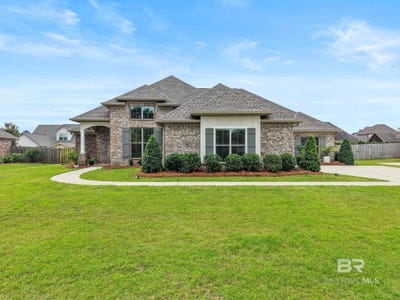 /international/us/517-cassava-lane-fairhope-al-110107910822/