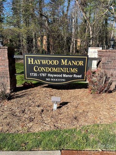 /international/us/1763-haywood-manor-road-hendersonville-nc-110107158924/