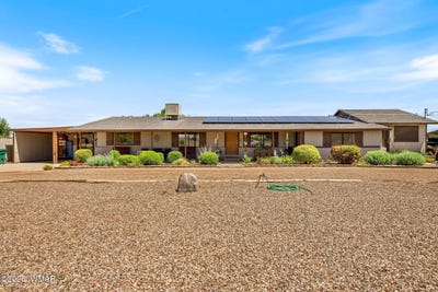 /international/us/2118-mclaws-road-holbrook-az-110099719978/