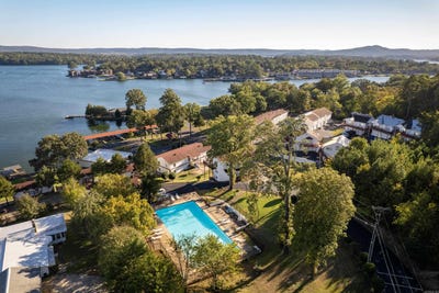 /international/us/210-aberina-street-hot-springs-ar-110104605524/