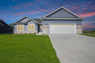 /international/us/5417-fernwood-drive-cedar-falls-ia-110099023851/