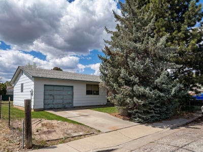 /international/us/1305-n-2nd-e-mountain-home-id-110107820781/
