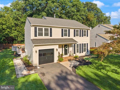 /international/us/10276-cedar-ridge-drive-manassas-va-110120687304/
