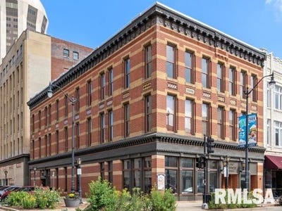 /international/us/600-e-adams-street-springfield-il-110100919277/?lang=pt