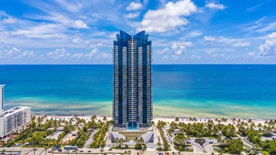 /international/us/17121-collins-avenue-sunny-isles-beach-fl-110110278127/