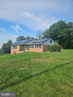 /international/us/332-indian-head-road-columbia-pa-110119726943/