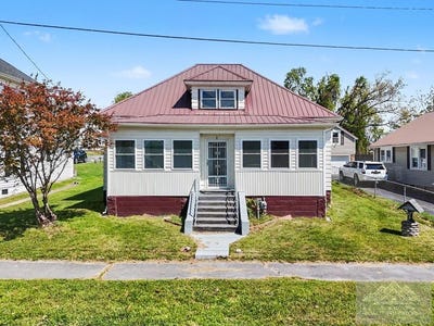 /international/us/204-lee-street-princeton-wv-110108030401/