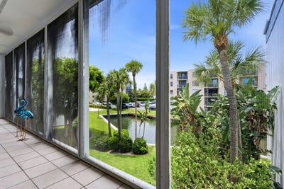 /international/us/200-waterway-drive-s-lantana-fl-110119412506/