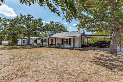 /international/us/220-ash-creek-drive-w-sanctuary-tx-110110255628/