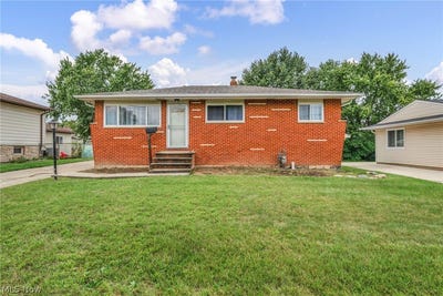 /international/us/6314-adair-drive-brook-park-oh-110119993628/