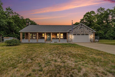 /international/us/1088-e-mckinley-road-rothbury-mi-110100535070/