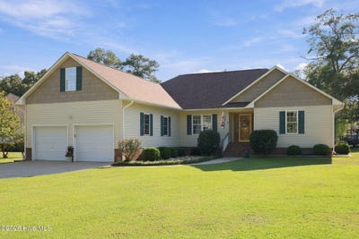 /international/us/106-arbor-drive-washington-nc-110120606304/