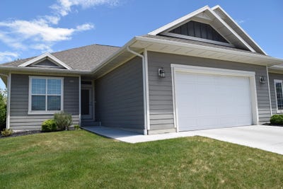 /international/us/601-e-glenpoint-ct-stansbury-park-ut-110108468235/