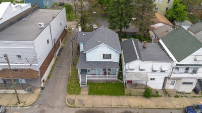 /international/us/1020-jackson-street-scranton-pa-110108444895/
