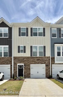 /international/us/855-parc-townes-drive-wendell-nc-110108962679/