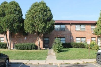 /international/us/2902-31st-street-zion-il-110108426670/