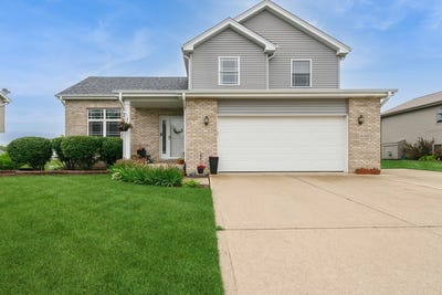 /international/us/610-sandburg-drive-manteno-il-110101051512/