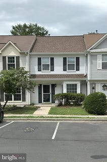 /international/us/892-smartts-lane-ne-leesburg-va-110101101202/