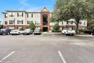 /international/us/1505-cadfel-court-wilmington-nc-110109979115/