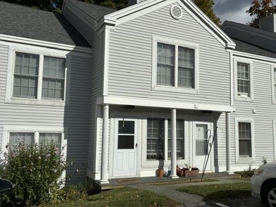 /international/us/432-south-street-bennington-vt-110120486832/