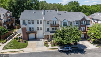 /international/us/12552-kempston-lane-woodbridge-va-110108337088/