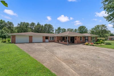 /international/us/415-westview-drive-franklin-ky-110100620824/