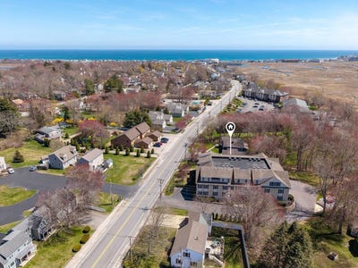 /international/us/437-winnacunnet-road-hampton-nh-110107795317/