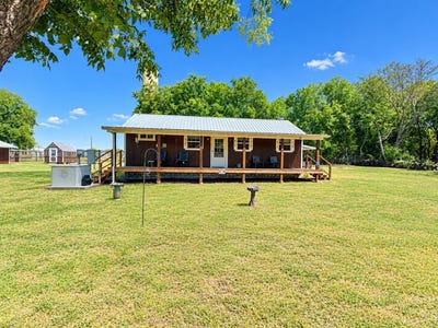 /international/us/132-hcr-1320-n-hillsboro-tx-110110187996/