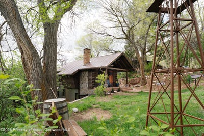 /international/us/194-county-road-156-glenwood-springs-co-110107954880/