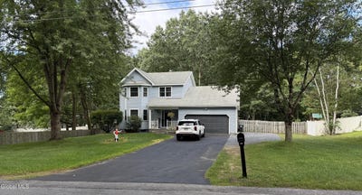 /international/us/420-stone-church-road-ballston-spa-ny-110110079956/