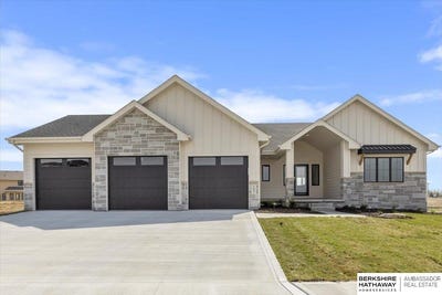 /international/us/5403-n-196th-street-elkhorn-ne-110099154998/