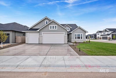 /international/us/795-w-oak-springs-dr-meridian-id-110108661784/
