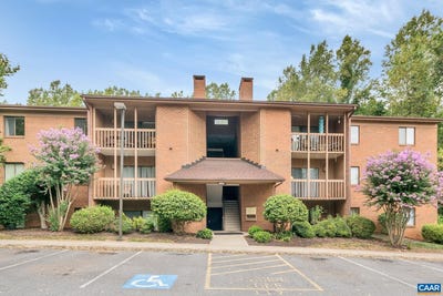 /international/us/117-turtle-creek-rd-charlottesville-va-110110306233/
