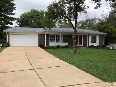 /international/us/2-sunny-forest-court-ellisville-mn-110108358064/