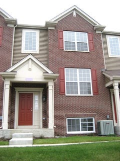 /international/us/907-neudearborn-lane-naperville-il-110108026159/