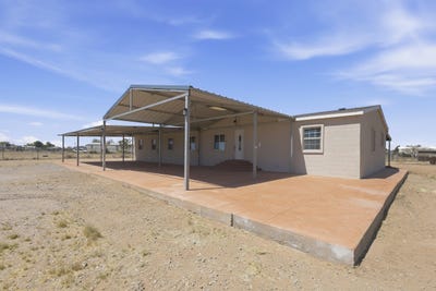 /international/us/19-saint-thomas-avenue-los-lunas-nm-110107438910/
