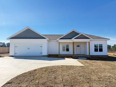 /international/us/4004-county-road-2238-goshen-al-110105957976/