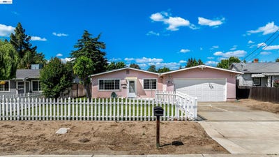 /international/us/953-thomsen-road-lathrop-ca-110107628649/