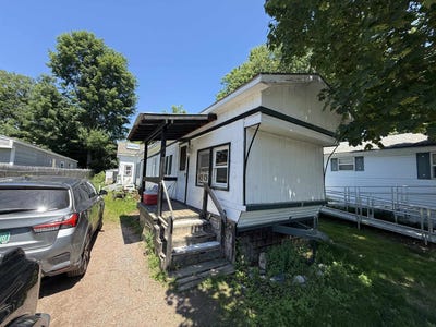 /international/us/64-avenue-c-burlington-vt-110109026677/