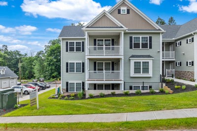 /international/us/64-e-mitchell-avenue-cheshire-ct-110106560469/