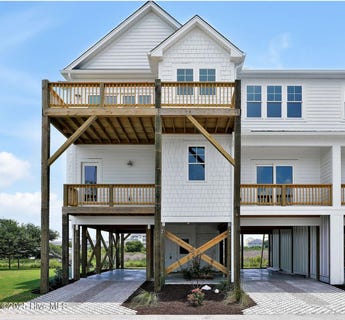 /international/us/106-s-boca-bay-lane-surf-city-nc-110097878143/?lang=en
