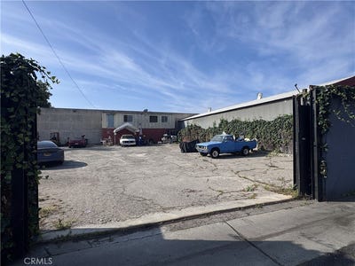 /international/us/11830-161st-norwalk-ca-110105323157/