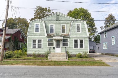 /international/us/27-woodard-street-glens-falls-ny-110110318293/