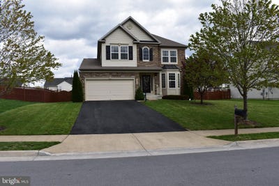 /international/us/233-morlyn-drive-stephenson-va-110108259965/